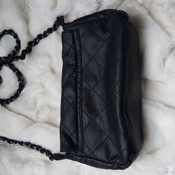 Crossbody Black Quilted Purse w/ metal clasp & vegan leather chain strap | Small - Picture 10 of 16